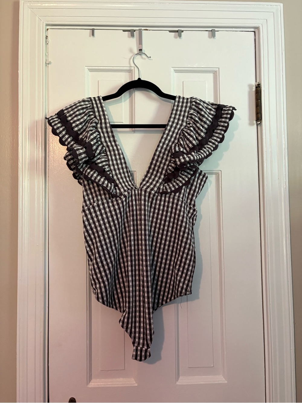 SEA New York Pucker Gingham One Piece Swimsuit Ruffle - Large - Picture 10 of 11